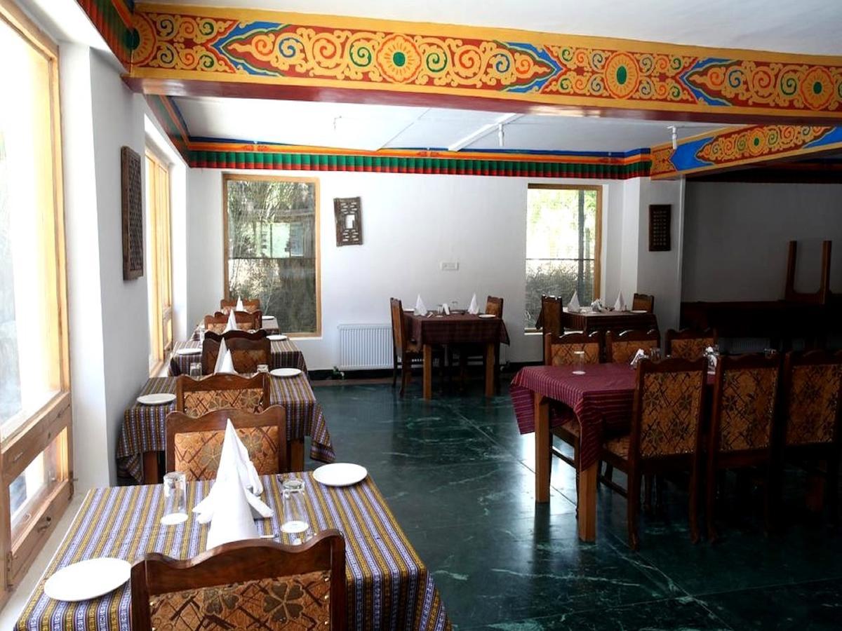 The Hotel Himalaya, Leh Ngoại thất bức ảnh