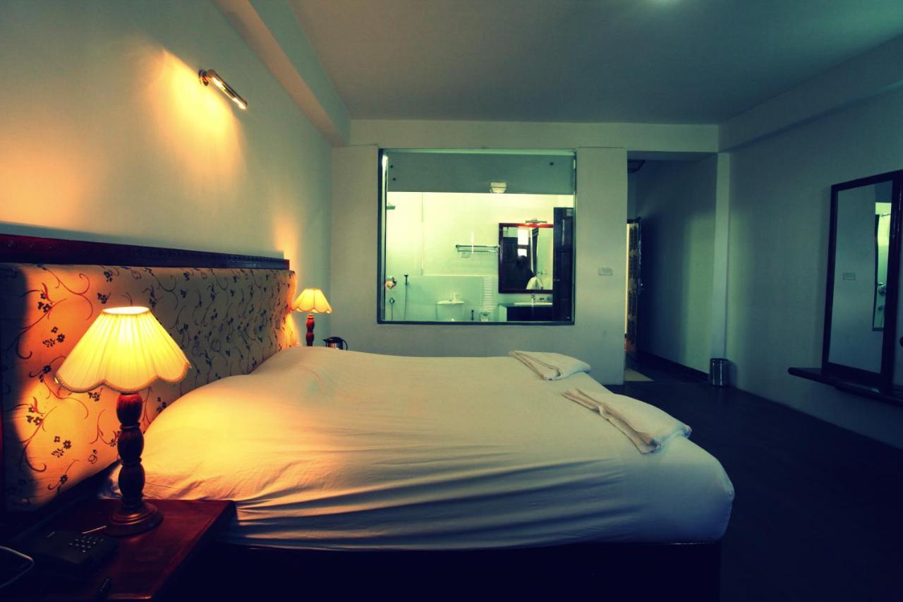 The Hotel Himalaya, Leh Ngoại thất bức ảnh